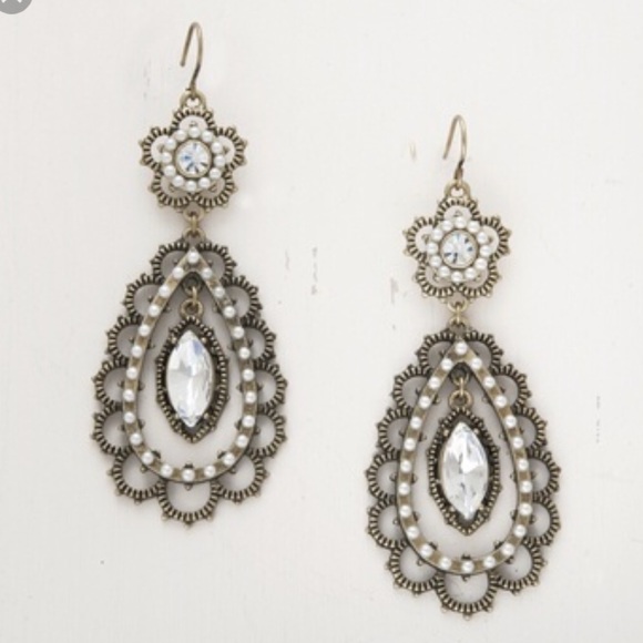 Chic dangle earrings - Picture 2 of 4